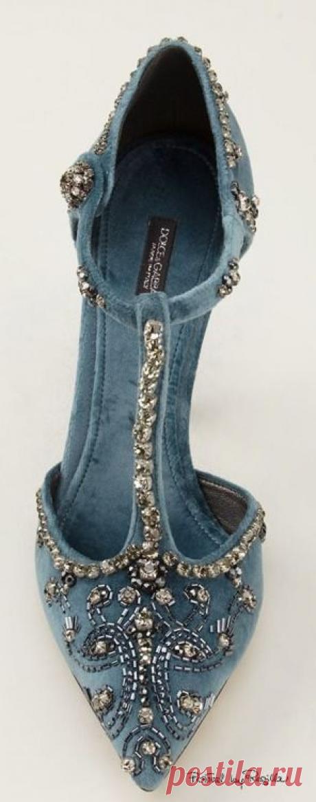 Найдено на сайте regilla.tumblr.com.