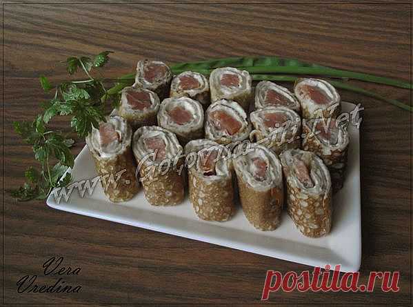 Закуска из блинов с копченой рыбой | Рецепты на любой вкус