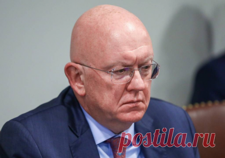 Небензя назвал инициативу о трибунале по Украине попыткой покрыть беззаконие Запада Это пример того, что называется «международный порядок, основанный на правилах», отметил постоянный представитель РФ при ООН. ООН, 30 ноября. /ТАСС/. Инициатива Еврокомиссии о создании некоего трибунала по Украине под эгидой ООН является попыткой придать беззаконию в отношении России некую форму легитимности. Об этом заявил в среду журналистам постоянный представитель РФ при ООН Василий Неб...