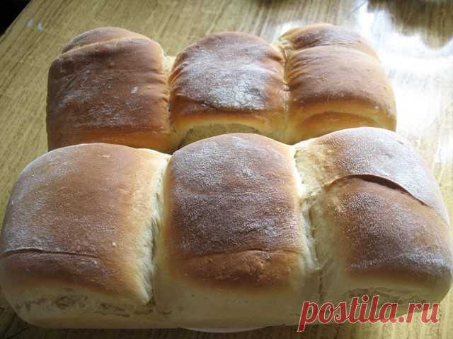 Японский вкусный хлеб

Этот рецепт, я думаю заинтересует многих. Готовится на основе заварки . Получается нежным, вкусным  ароматным, как раз к утренней чашечке чая.

Ингредиенты:

Для компонента TANGZHONG:

Мука — 2 ст.л. с горкой
Молоко — 4 ст.л.
Вода — 4 ст.л
Для теста:
Яйца — 1 шт.
Молоко — 60 мл. (половину можно заменить 15% сливками)
Сахар — 40 гр.
Соль — 1 ч.л.
Мука — 400 гр.
Дрожжи сухие быстрорастворимые — 5-6 гр. (половина стандартной пачки в 11 гр.)
Масло сливоч...