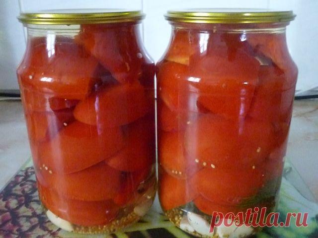 ПОМИДОРЫ, КОНСЕРВИРОВАННЫЕ ПОЛОВИНКАМИ. ОЧЕНЬ ВКУСНЫЕ!!!

НАДО НА 10 ЛИТРОВЫХ БАНОК:

• Помидоры – 5-6 кг
• Лук репчатый (желательно фиолетовый) – 10 шт.
• Перец болгарский сладкий – 4-5 шт.
• Чеснок – 20 зубчиков
• Листья хрена – 10 шт.
• Зонтики укропа – 10 шт.
• Морковь – 3-4 шт.
• Лимонная кислота

Для рассола ( на 10 банок примерно 6 литров рассола, лучше сделать чуть больше).
На 1 литр воды: 70 сахара, 50 г соли.

ГОТОВИМ:

1. Литровые банки хорошо помыть.
2. Помидор...