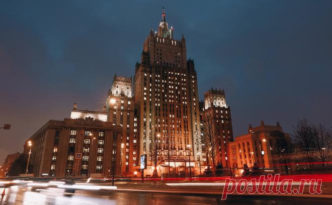 МИД заявил, что США не заинтересованы в разрешении кризиса на Украине. Поставки оружия на Украину странами Запада говорят об их незаинтересованности в разрешении кризиса, заявила официальный представитель МИД России Мария Захарова.