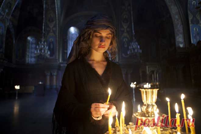 Лили Джеймс