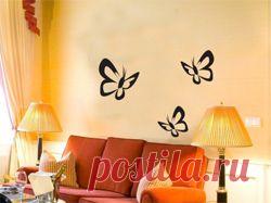 Бабочки на стене