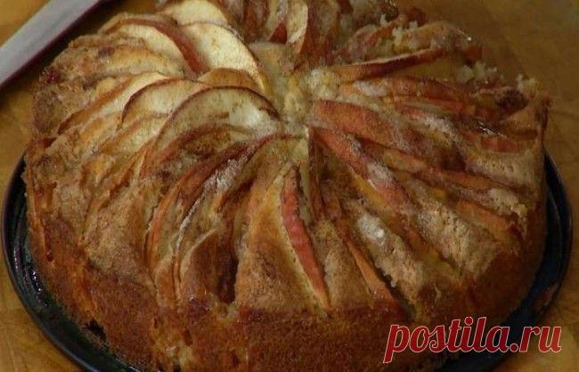 ДОМАШНИЙ ПИРОГ С ЯБЛОКАМИ И КОРИЦЕЙ - rastimul.com.ua