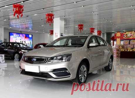 Geely Emgrand 7 2018 – качественный рестайлинг китайского бюджетного седана Новые китайские бюджетные автомобили с ценником до 1000000 рублей 2018-2019 модельного года представляет седан Geely Emgrand 7, переживший очередной и весьма качественный рестайлинг. В нашем обзоре об...