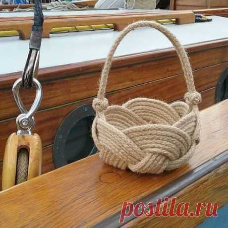 Красивые предметы для дома из кельтских узлов Красивые предметы для дома из кельтских узловВыбирайте веревки из натуральных материалов.Например, джутовые.