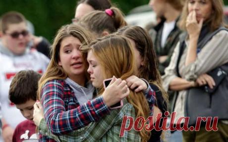 Школьникам в США необходимо разрешить свободное ношение оружия | Регионы России