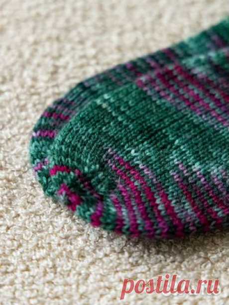 Носки вязаные ручной работы шерстяные "Новогодний