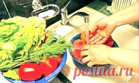Правильно мойте овощи и фрукты