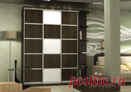 Платяной трехдверный шкаф-купе купить по цене 36 000 руб. в Москве — интернет магазин chudo-magazin.ru