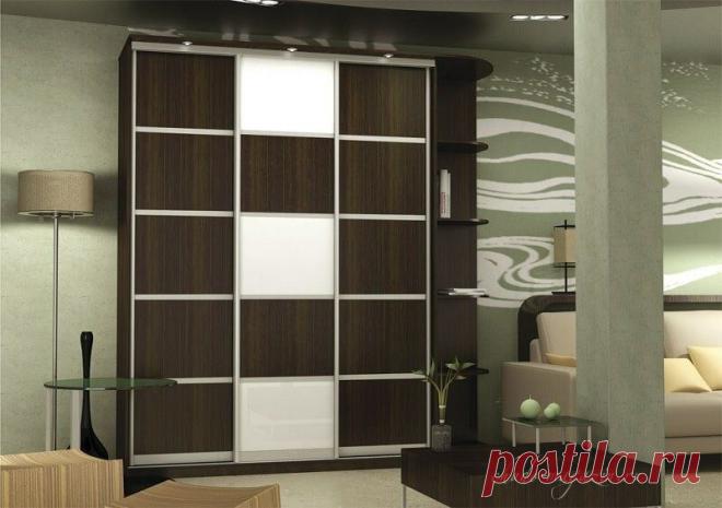 Платяной трехдверный шкаф-купе купить по цене 36 000 руб. в Москве — интернет магазин chudo-magazin.ru