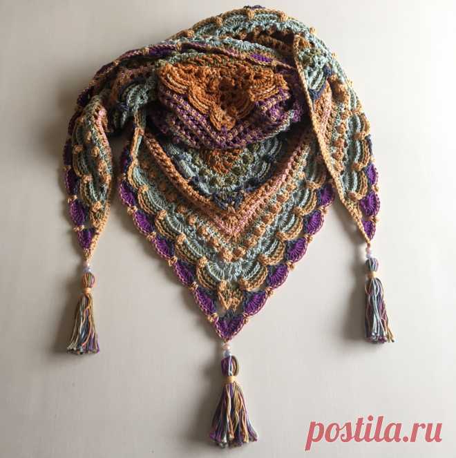 Lost in Time Shawl / Sjal Äntligen dags att släppa mönstret till sjalen “Lost in Time”. Namnet kom sig av att jag tyckte sjalen hade en vintagekänsla och att tiden gick så fort när jag arbetade på den. Mönstret …