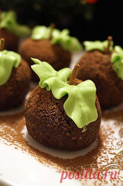 Bon appetit!: Пирожное "Pommе de terre"