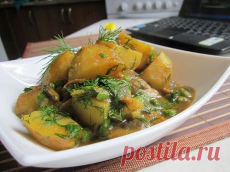 Картофель с грибами и карри