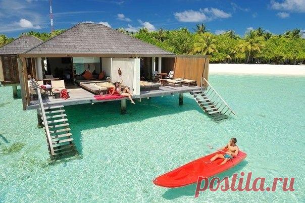 Домик на Мальдивах