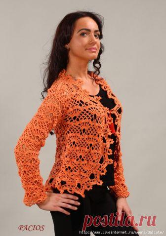 Оранжевый жакетик крючком