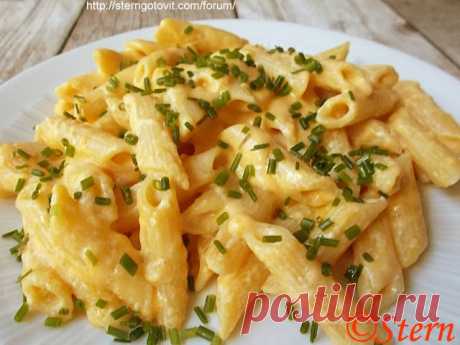 Макароны с сыром в сковороде