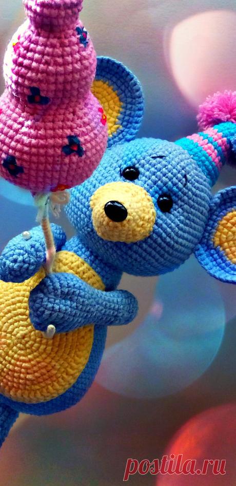PDF Мышонок Бим крючком. FREE crochet pattern; Аmigurumi doll patterns. Амигуруми схемы и описания на русском. Вязаные игрушки и поделки своими руками #amimore - Мышь, мышка, мышонок, крыса, rat rata, rato, ratte, szczur, szczur, mouse, ratón, maus souris, mysz myši. Amigurumi doll pattern free; amigurumi patterns; amigurumi crochet; amigurumi crochet patterns; amigurumi patterns free; amigurumi today.