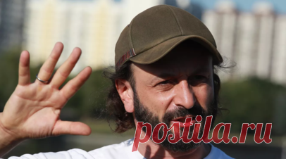 Илья Авербух и Елизавета Арзамасова на выставке «Россия» назвали любимый город. Хореограф и продюсер Илья Авербух и актриса Елизавета Арзамасова на выставке «Россия», которая открылась на ВДНХ в Москве, рассказали корреспонденту RT Косте Придыбайло о своём любимом месте в России. Читать далее