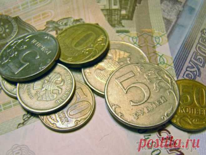 Банкир рассказал о будущем монет В России наметилась тенденция к отказу от наличных денег. На это обратил внимание президент Ассоциации российских банков Гарегин Тосунян.
По его мнению, россияне и дальше продолжат отказываться от нал...