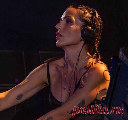 Anna Tur Good Vibes August Chart free download mp3 music 320kbps