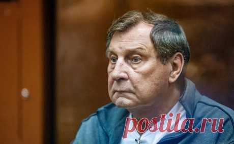 ТАСС узнал о допросе генерала Булгакова как свидетеля по делу Иванова. Бывшего замминистра обороны Дмитрия Булгакова, арестованного за взятку, допросили как свидетеля по делу Тимура Иванова о растрате.