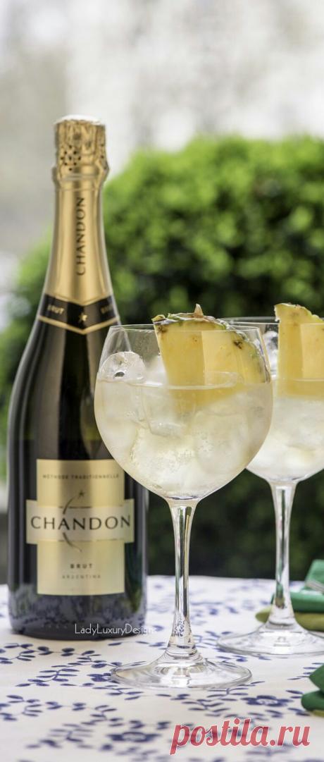 ladyluxury7:
“Chandon Champagne Spritz - LadyLuxury7
”