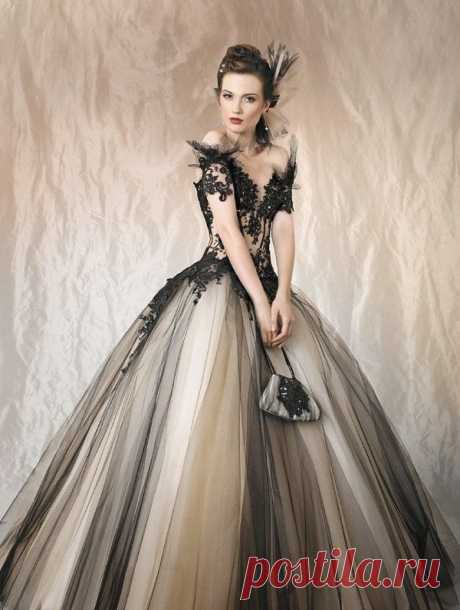 25 Gorgeous Black Wedding Dresses