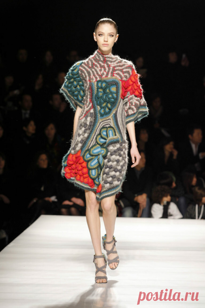 ВЯЗАНИЕ ФРИФОРМ В МОДЕЛЯХ ОТ KENZO | Вяжем крючком с Ольгой Ингрией | Дзен