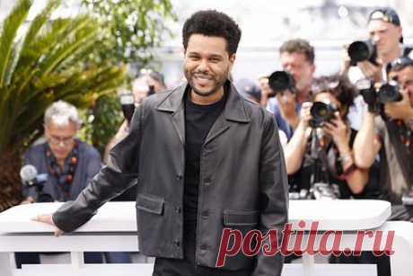 Зрители назвали певца The Weeknd извращенцем из-за сцен секса в сериале. Зрители назвали канадского поп-певца Эйбела Тесфайе, более известного как The Weeknd, извращенцем из-за сексуальной сцены в раскритикованном сериале HBO «Кумир». После выхода нового эпизода сериала интернет-пользователи раскритиковали Тесфайе из-за непристойной сцены с участием его персонажа.