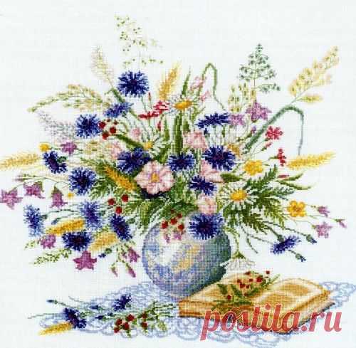 Вышивка "Букет с васильками" - Скачать схему бесплатно на сайте Stitchart.net