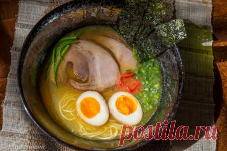 Рамен: сливочный куриный бульон | торов Paitan | 鶏ガラパイタン Сливочный куриный бульон для рамена-это теперь моя любимая после tonkotsu. Torikotsu использует тот же метод, но требует меньше времени и усилий, чтобы сделать его более tonkotsu — это гораздо легче геля...