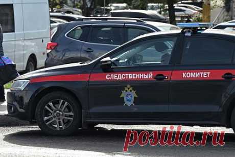 Российский уголовник вступил в запрещенное АУЕ и стал фигурантом уголовного дела. В Нижегородской области в отношении отбывающего российского заключенного возбудили уголовное дело об организации деятельности экстремистской организации. Причиной стало вступление уголовника в декабре 2021 года в ряды запрещенного в России экстремистского движения «Арестантское уголовное единство» (АУЕ).