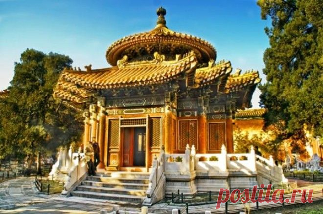 10 самых прекрасных королевских дворцов в мире