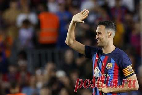 Бывший капитан «Барселоны» стал одноклубником Месси. Бывший капитан «Барселоны» Серхио Бускетс перешел в «Интер Майами» и стал одноклубником аргентинца Лионеля Месси. Соглашение с 35-летним полузащитником заключено до 2025 года. «Это особая и захватывающая возможность, которой я очень рад воспользоваться», — заявил Бускетс.