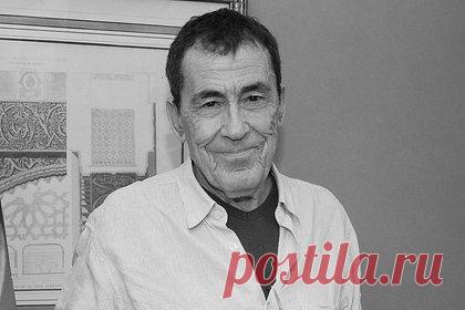 Умер испанский писатель Фернандо Санчес Драго. Испанский писатель Фернандо Санчес Драго скончался в возрасте 86 лет. Отмечается, что причиной смерти автора стал сердечный приступ. Драго ушел из жизни дома в городе Кастильфрио-де-ла-Сьерра. Мужчину обнаружили без сознания соседи и вызвали скорую помощь. Он умер до прибытия служб спасения.