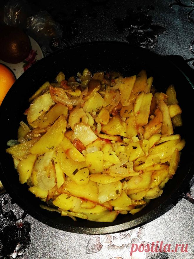 Рецепт жареной картошки с луком, которая никогда не разваливается | О вкусной и здоровой пище | Яндекс Дзен