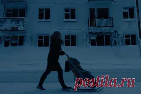 Назван победитель фестиваля документалистики «Россия». В Екатеринбурге подвели итоги XXXII открытого фестиваля документального кино «Россия». Гран-при получила картина «Дальний план» режиссера Владимира Головнева. В категории телевизионных документальных фильмов победила лента «Агафья» режиссера Павла Селина. Приз зрительских симпатий получил «Человек неунывающий».