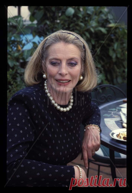7371c8ac848c98025b773714bccd5708--capucine-famous-people.jpg (710×1040)