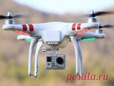 Квадрокоптер Xiaomi Mi Drone сможет лететь за объектом съёмки На прошлой неделе стало известно о том, что Xiaomi ведет работу над квадрокоптером, управляемым посредством браслета Mi Band. Сегодня же в сеть просочилась информация, согласно которой в связке с носимым устройством дрон Xiaomi будет поддерживать функцию "Follow me". Несмотря на то, что на рынке наблюдается обилие квадрокоптеров на любой вкус, никто из крупных производителей так и не представил модель, способную…