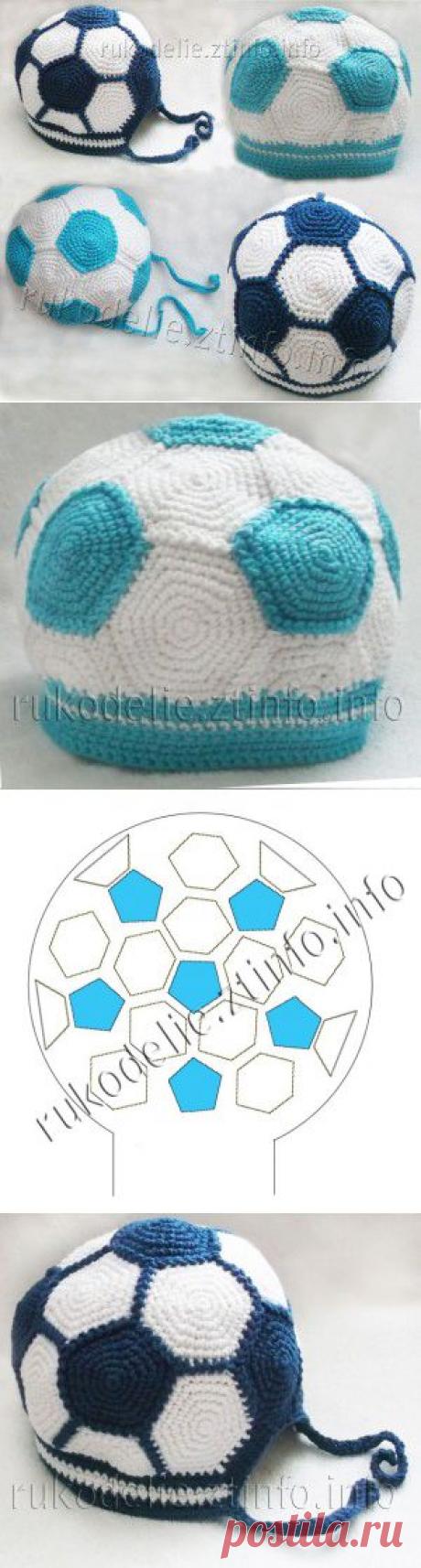 Оригинальная бандана "Футбольный мяч" на годик крючком | Мир рукоделия