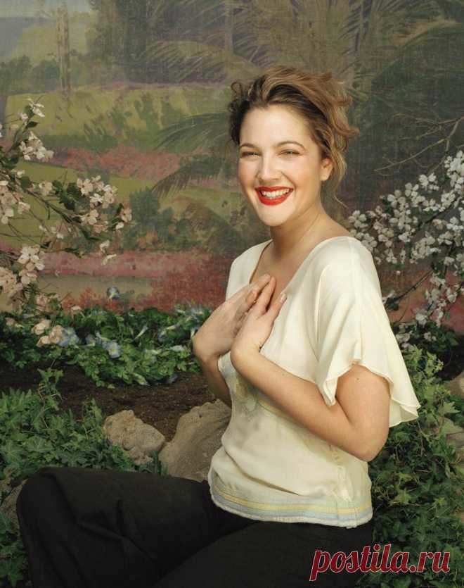 Дрю Бэрримор (Drew Barrymore) в фотосессии Крейга ДеКристо (Craig DeCristo) для журнала Movieline (апрель 2003)