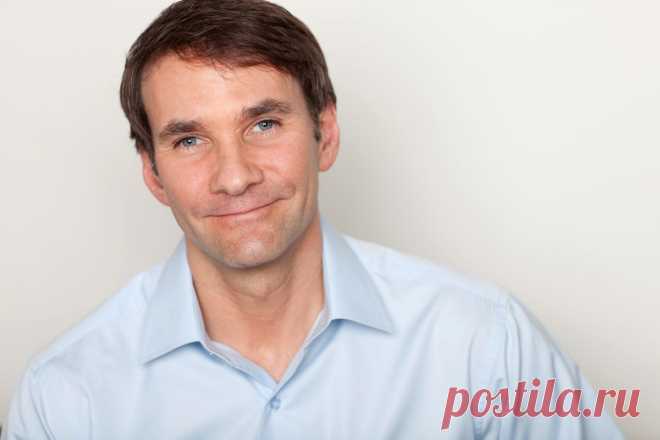 Американский Forbes назвал Феррацци одним из самых общительных людей в мире. Друг Хиллари Клинтон и Дональда Трампа, автор бестселлера «Никогда не ешьте в одиночку»