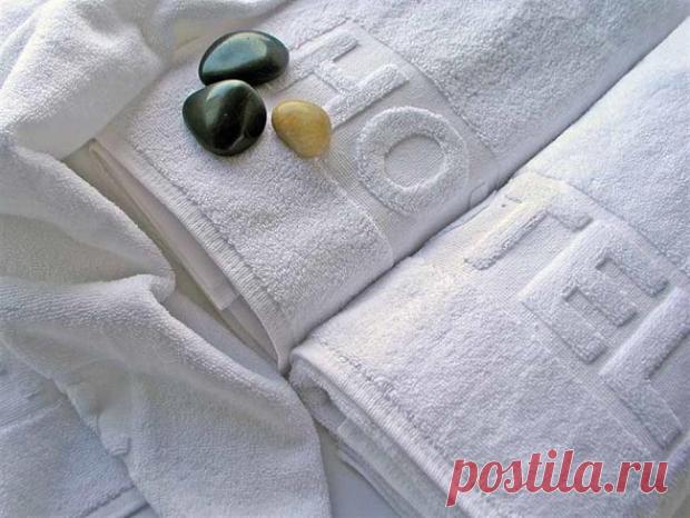 Хіти тижня. Кришталева чистота: Співробітники 5-зіркових готелів розкрили секрети прання (фото) Ми всі хочемо мати чисту білизну, але дуже часто безсилі перед плямами і старінням тканини. Потрібно знати лише кілька секретів від профі своєї справи! Журналісти розповіли секрети прання, якими користуються співробітники пралень в готелях, щоб домогти...