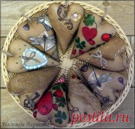 Кофейные сердечки с декупажем. Мастер-класс от Надежды Першиной