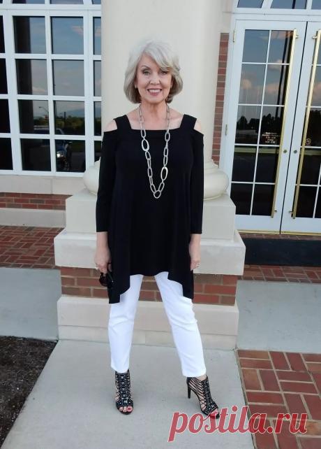 На море после 50: как собрать идеальный гардероб — на пляж, на прогулку, в ресторан