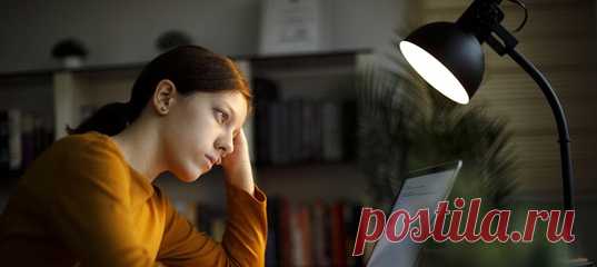 Что делать родителям, если ребенку вообще ничего не хочется? На уроках витает в облаках, дома по три часа болтает по телефону. Как выбрать профессию? Поможет опора на... сильные стороны сына или дочери. А они есть у каждого. Если спрятаны глубоко, искать можно всей семьей. #профориентация #выборпрофессии #воспитаниедетей #самореализация