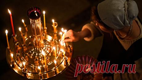 В Москве мигрант задул свечи в храме и напал на прихожанку. Уголовное дело завели на мигранта, который задул свечи в одной из церквей Москвы и напал на прихожанку за сделанное замечание. Об этом сообщает Telegram-канал столичного СК. &quot;Возбуждено уголовное дело в связи с противоправными ...