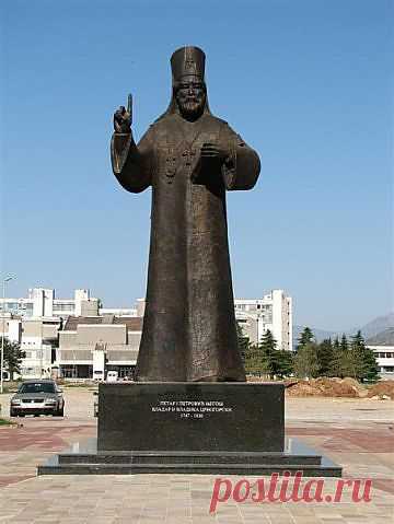 Podgorica-St.Peter's monument